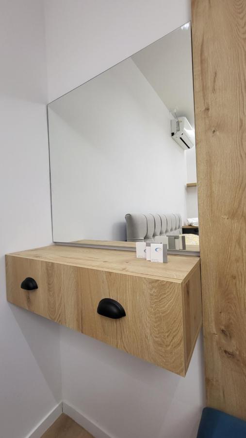 Karanxha'S Room Tiranë Ngoại thất bức ảnh